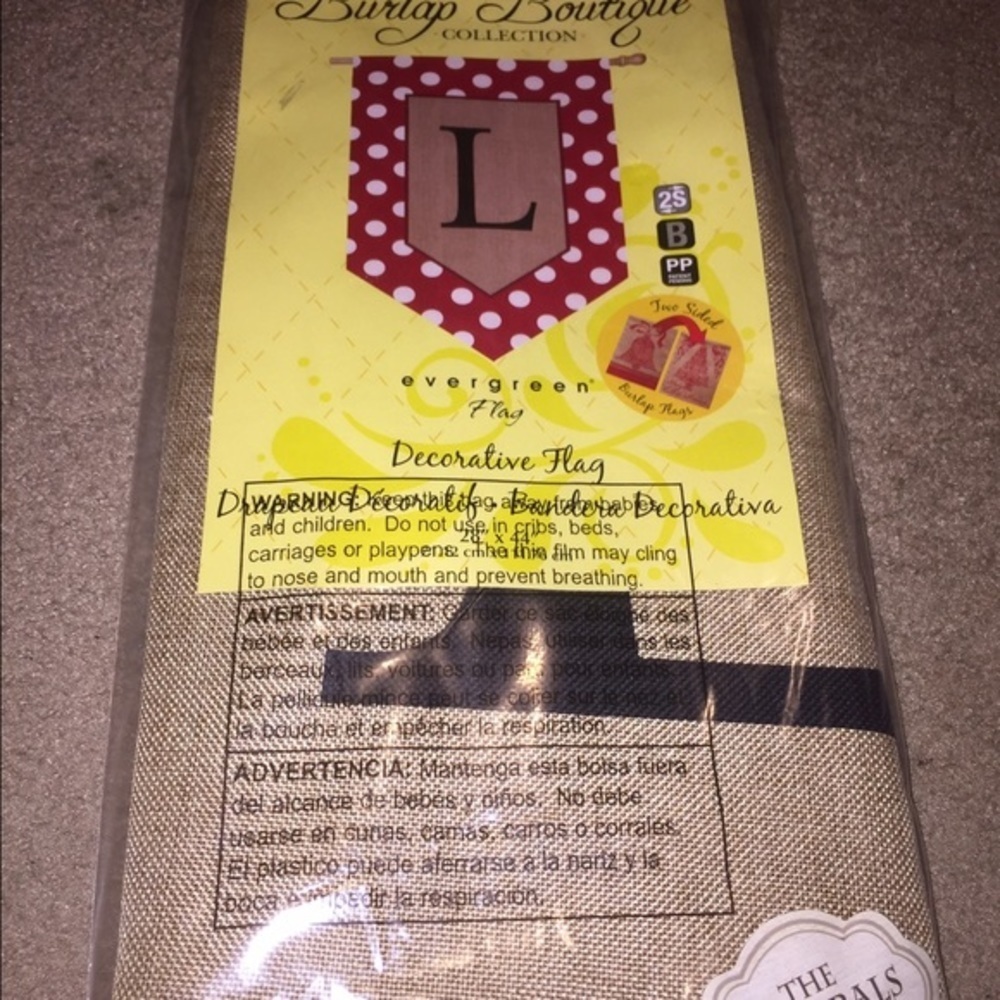 𝅺New red polka dot monogrAm "L" big flag 2 sided